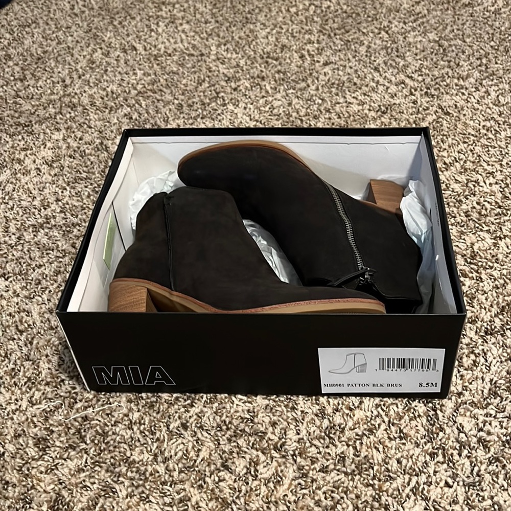 MIA Booties - Picture 1 of 2